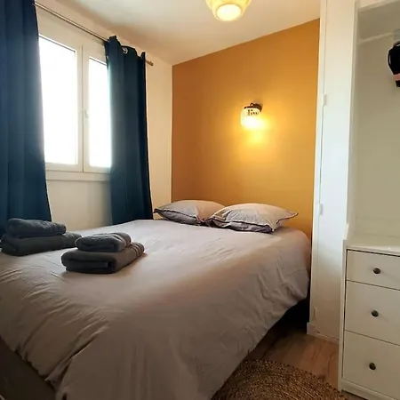 Апартаменты Le Yellow Corner - Place Ney *